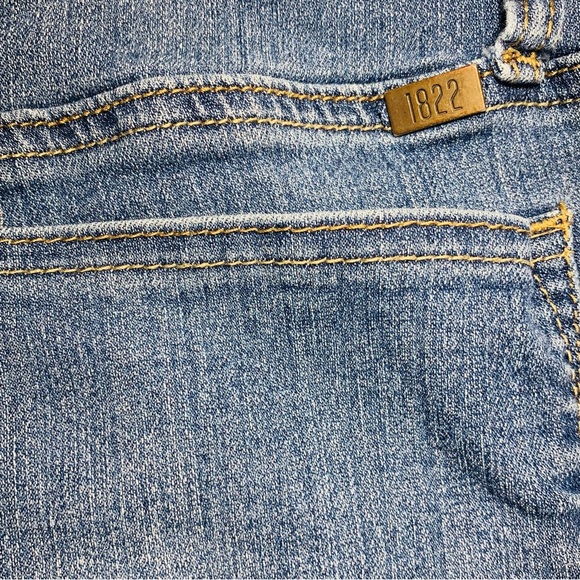 1822 Light Blue Denim Shorts SZ 14 - Picture 6 of 7